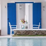 Deluxe Mykonos Del Sol Junior Outdoor Pool Ornos * Mykonos Town